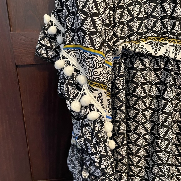 FINAL DRoP 🤠 Boohoo ~ HAYLEY TRIM DETAIL WIDE SLEEVE SKATER - Picture 6 of 9